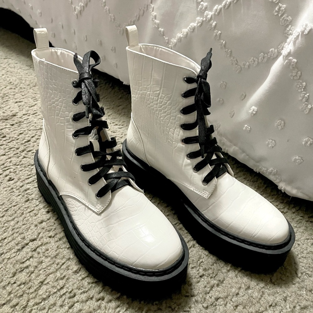 Nasty Gal White & Black Textured Combat Boots